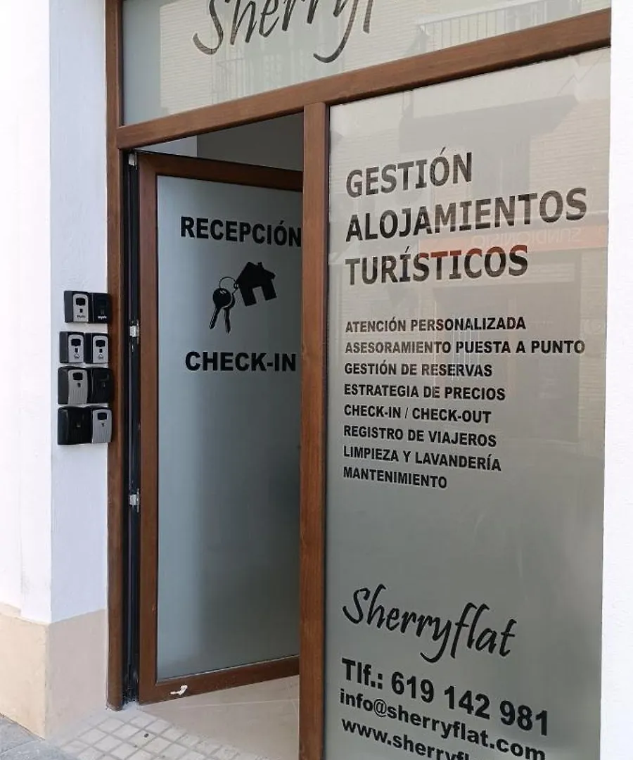 Sherryflat Abrantes - Parking Jerez de la Frontera 0*,  Spagna